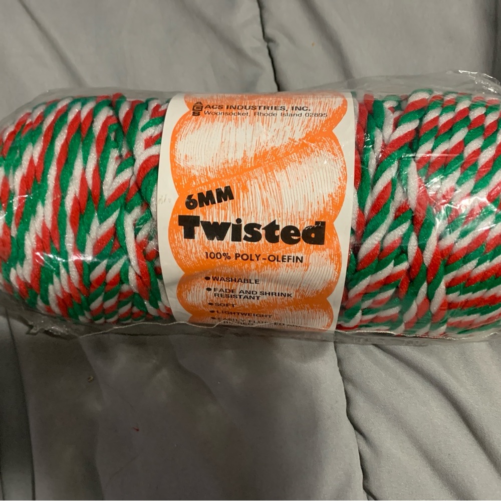 New Vintage macrame-6mm-100 yards